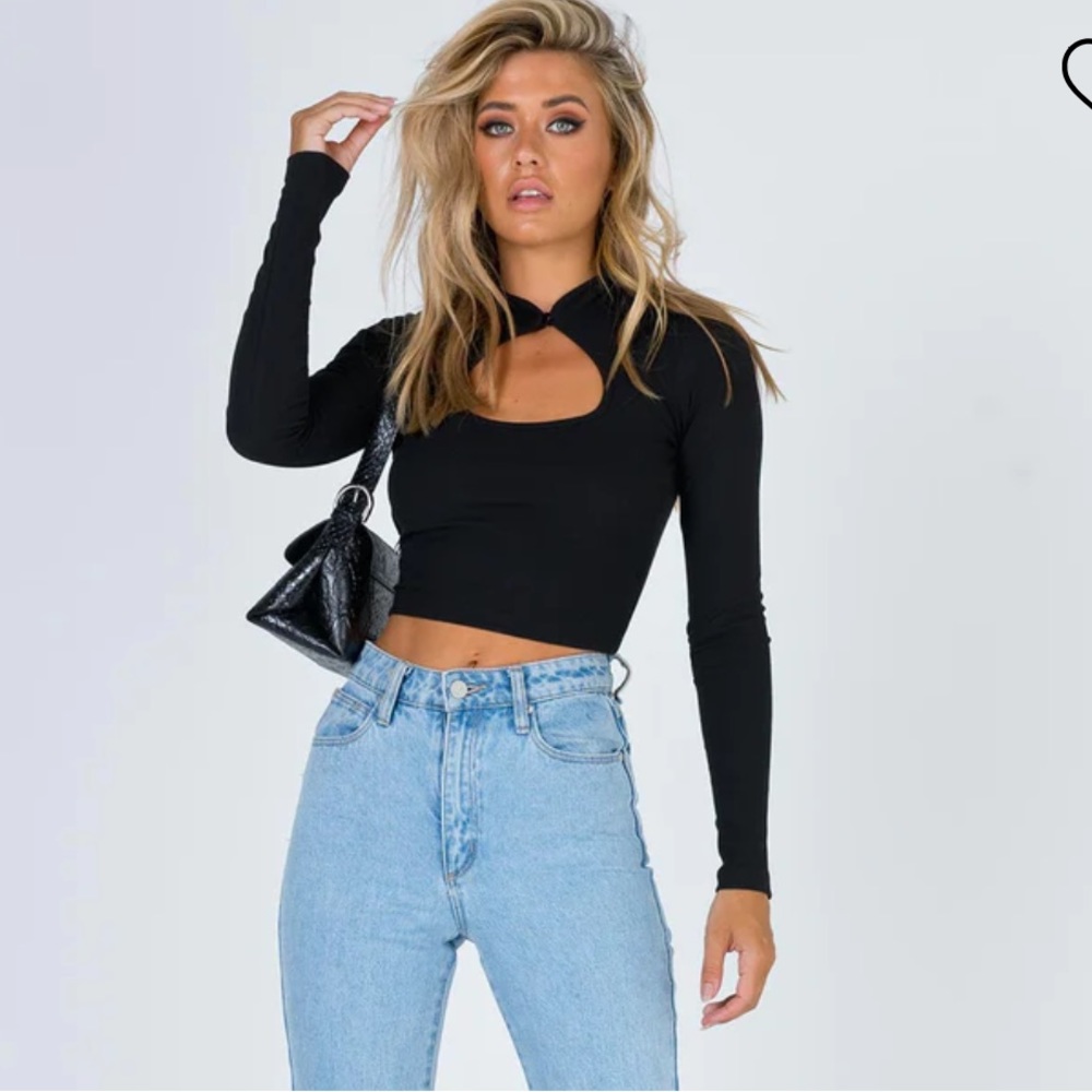 cute black long sleeve with cut out!